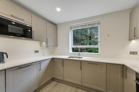 2 bedroom flat to rent, Ridgmount Street, London