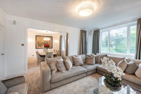 3 bedroom flat for sale, Heathway Court, West Heath Road, Hampstead, London