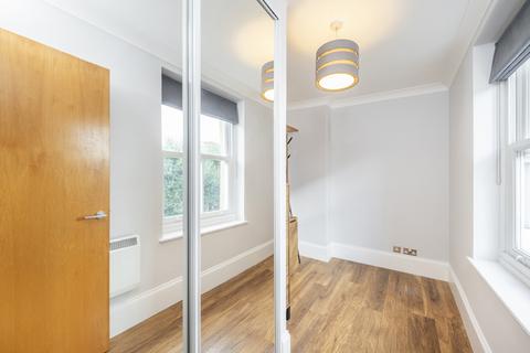 2 bedroom flat for sale, Hepworth Court, Anderson Square, Islington, London