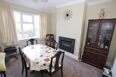 3 bedroom semi-detached house for sale, GLOUCESTER AVENUE, GRIMSBY