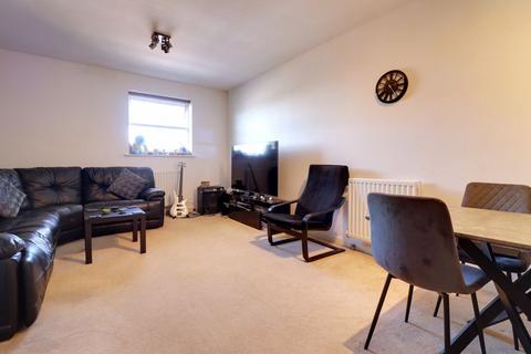 2 bedroom apartment for sale, Crooked Bridge Court, Stafford ST16