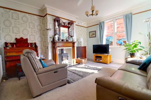 4 bedroom semi-detached house for sale, Beechcroft Avenue, Stafford ST16