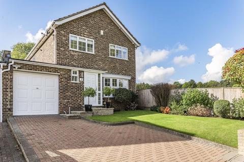 4 bedroom detached house for sale, Monterey Close, Bexley