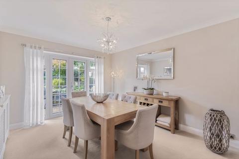 45 Monterey Close, Bexley, DA5 2BX