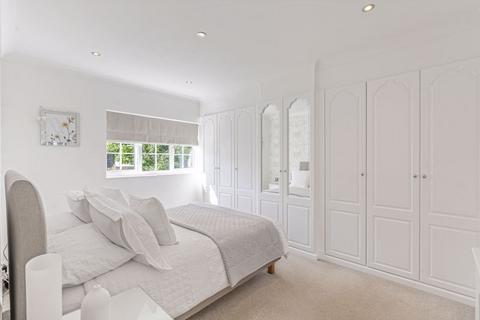 45 Monterey Close, Bexley, DA5 2BX