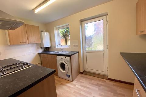 2 bedroom maisonette to rent, The Nurseries, Eaton Bray