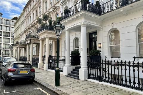 3 bedroom apartment to rent, Prince Of Wales Terrace, London W8