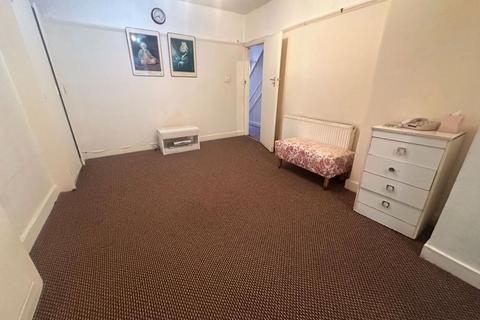 147 Lady Margaret Road, Southall, UB1 2PS