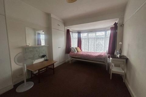 147 Lady Margaret Road, Southall, UB1 2PS