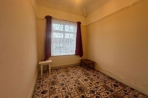 147 Lady Margaret Road, Southall, UB1 2PS