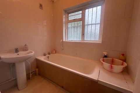 147 Lady Margaret Road, Southall, UB1 2PS