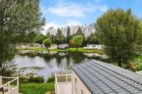 3 bedroom park home for sale, Kingfisher Lake, Cotswold Hoburne, Cotswold Lakes