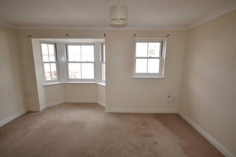 2 bedroom apartment to rent, Market Street, Ventnor