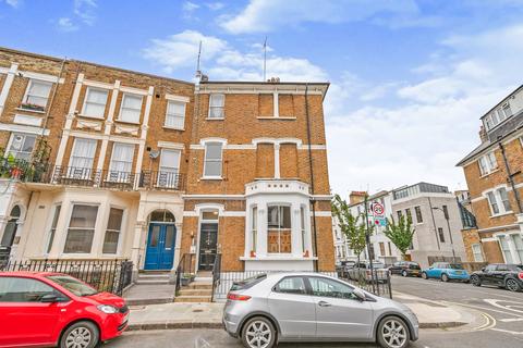 2 bedroom flat to rent, Hazlitt Road, London