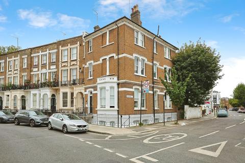 2 bedroom flat to rent, Hazlitt Road, London