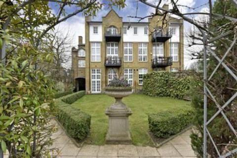 3 bedroom apartment to rent, Battersea High Street, London SW11