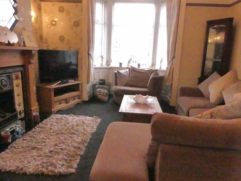 Turf Lane, Oldham OL2 5 bed semidetached house for sale £344,950