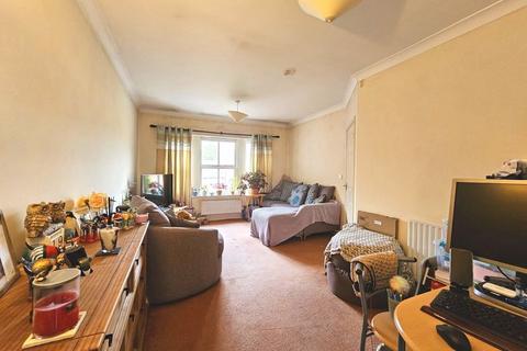 36 The Courtyard, Gloucester, GL1 3PS