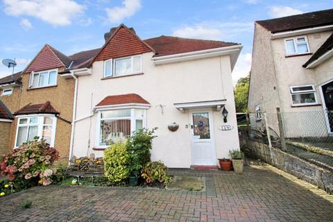 39 Plumer Road, High Wycombe, HP11 2SS