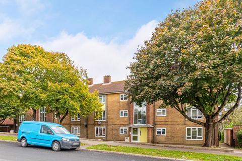 2 bedroom apartment for sale, Turbary Park Avenue, Bournemouth