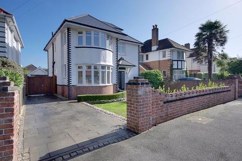 4 bedroom detached house for sale, Lombard Avenue, Bournemouth