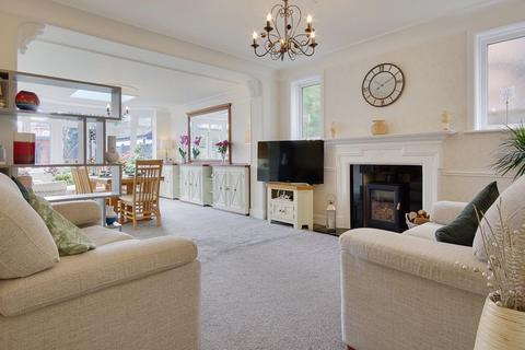 4 bedroom detached house for sale, Lombard Avenue, Bournemouth