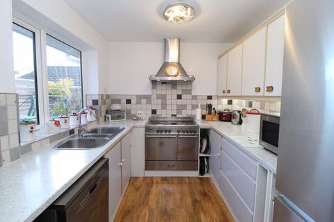 9 Vicarage Lane, Wilstead, Bedford, MK45 3EU