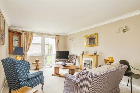 1 bedroom retirement property for sale, 80 Queens Road, Wimbledon SW19