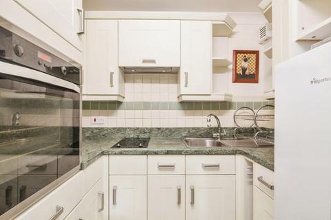 1 bedroom retirement property for sale, 80 Queens Road, Wimbledon SW19