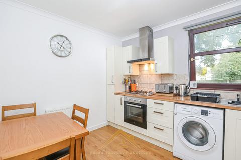 3 bedroom flat for sale, Southampton Place, Dundee DD4