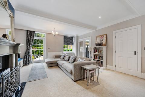 3 bedroom link detached house for sale, Chapel Lane, New Farnley, Leeds, West Yorkshire, LS12