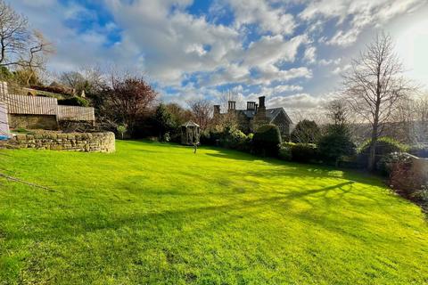 4 bedroom detached house for sale, Apperley Lane, Bradford, West Yorkshire, BD10