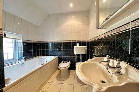 Woodlands View Apperley Lane, Bradford, BD10 0PH