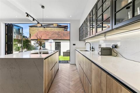 80 Manor Road, Richmond, TW9 1YB