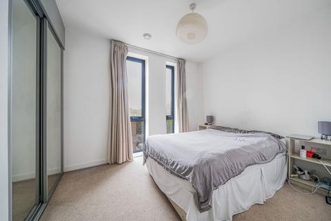 Flat 20, Hierro Court, 17 Bermuda Way, London, E1 4GB