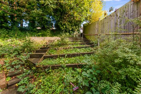 2 bedroom apartment for sale, Grange Road, London, SE19