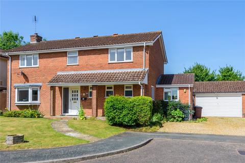 5 bedroom detached house for sale, Keach Close, Buckingham MK18