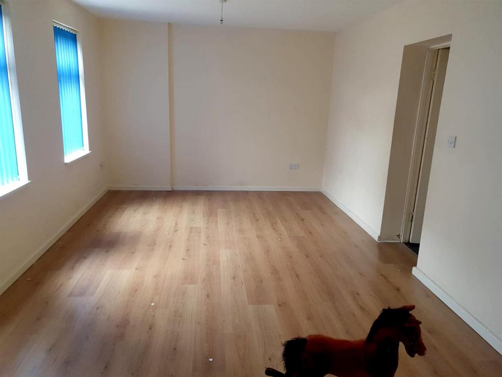 Flat 29 94 fosse lane 13.jpg