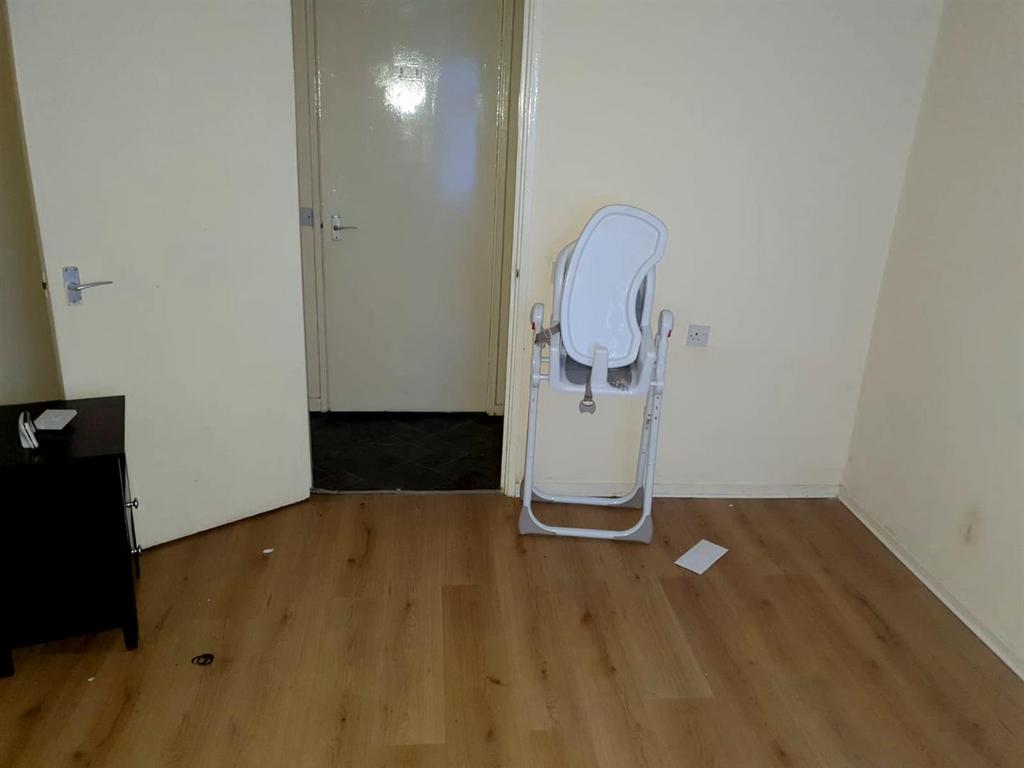 Flat 29 94 fosse lane 8.jpg