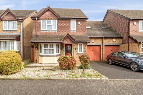 4 bedroom semi-detached house for sale, Mansfield Avenue, Ruislip, Middlesex