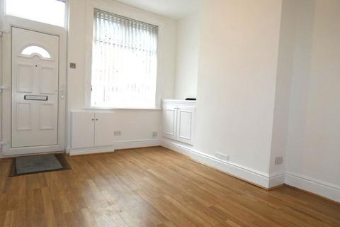 2 bedroom townhouse to rent, Blunt Street, Newcastle-under-Lyme, Staffordshire, ST5 9NA