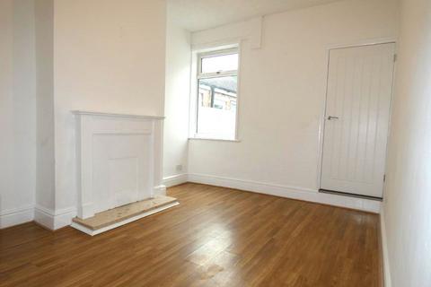2 bedroom townhouse to rent, Blunt Street, Newcastle-under-Lyme, Staffordshire, ST5 9NA