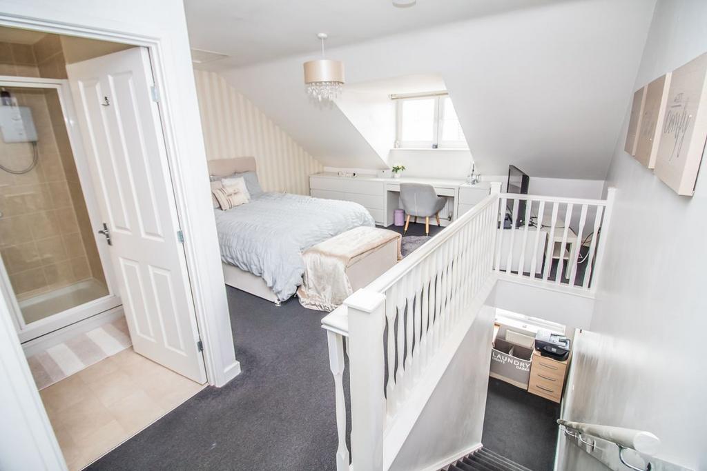 Bedroom One Pic 2.