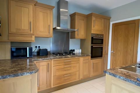 Apartment 2, 12 Coed Y Bryn, Dolgellau, LL40 2AX