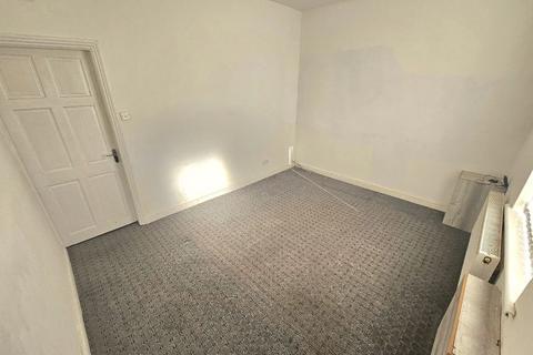 2 bedroom terraced house to rent, Blakey Street, Longsight, Manchester, M12