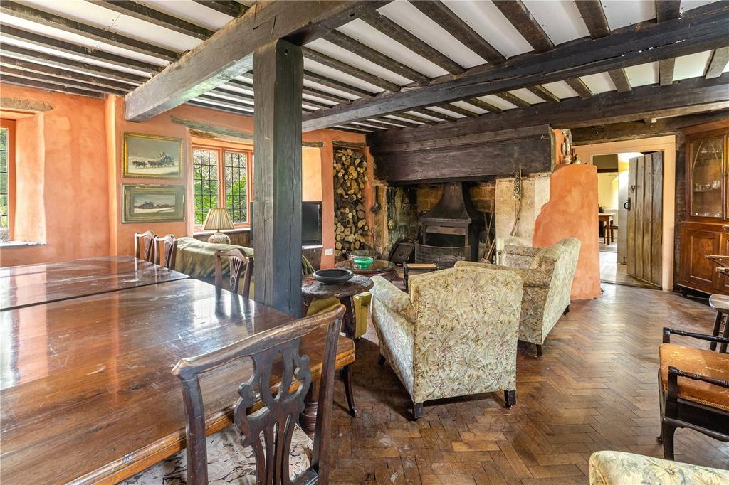 Sitting/Dining Room