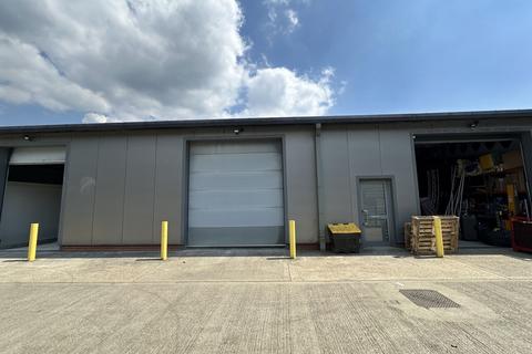 Industrial unit to rent, Golden Cross BN27