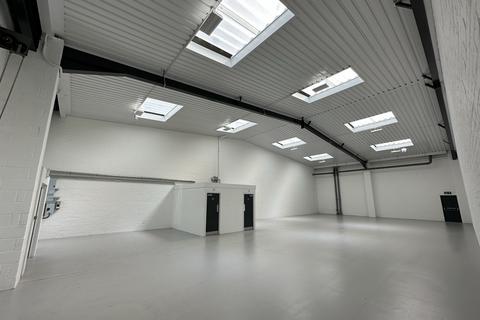 Industrial unit to rent, Hammonds Drive, Eastbourne BN23