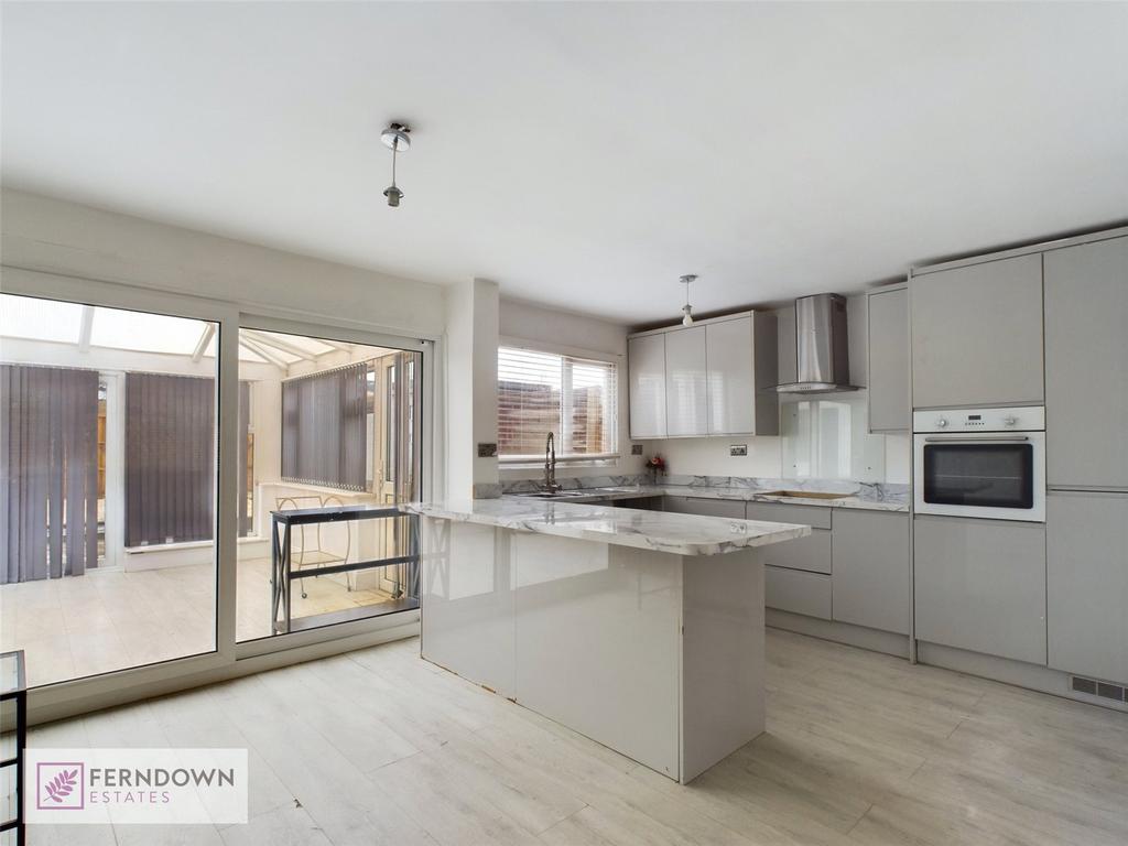 Kitchen Dining Area