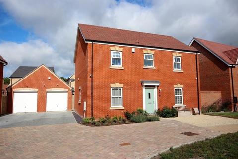 43 Badgers Drive, Wantage, OX12 9WJ